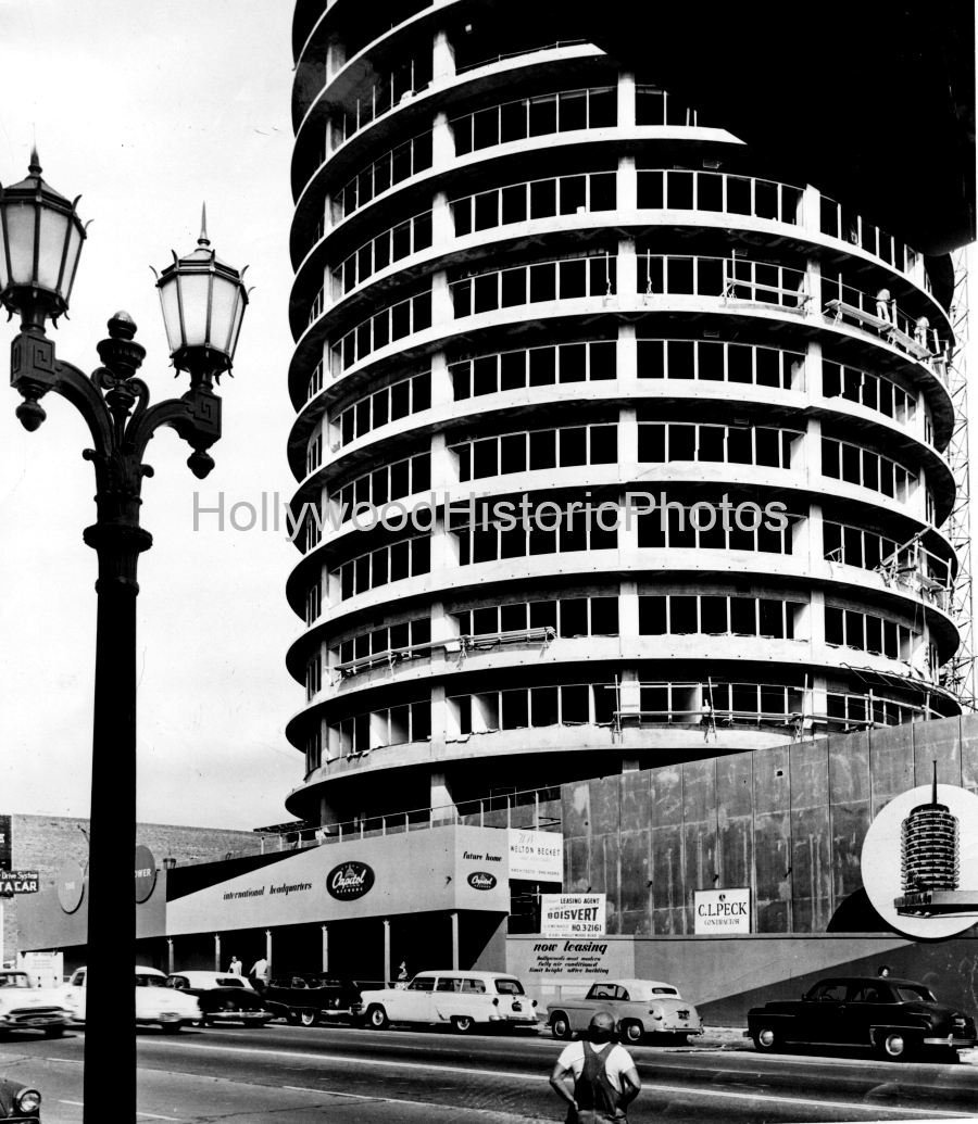 Capitol Records 1956 under construction wm.jpg
